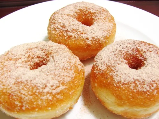 Cách làm bánh donut ngon ngất ngây không cần dùng lò nướng