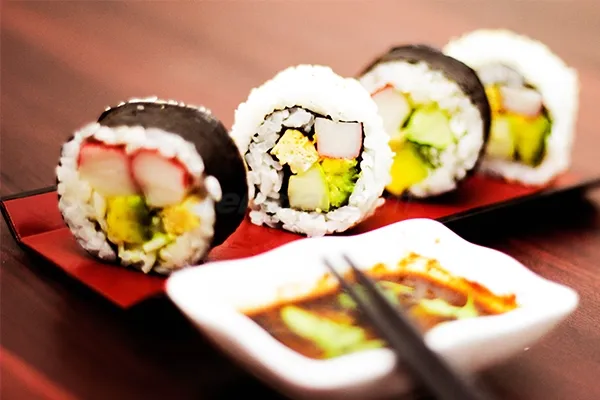 Cách làm sushi Nhật Bản biến tấu độc đáo