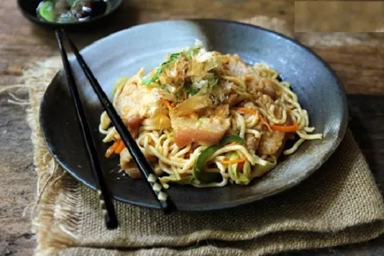 Cách nấu mì udon ngon chuẩn xứ hoa anh đào