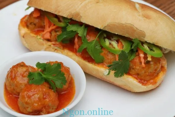 Hướng dẫn cách làm bánh mì xíu mại ngon như ngoài hàng